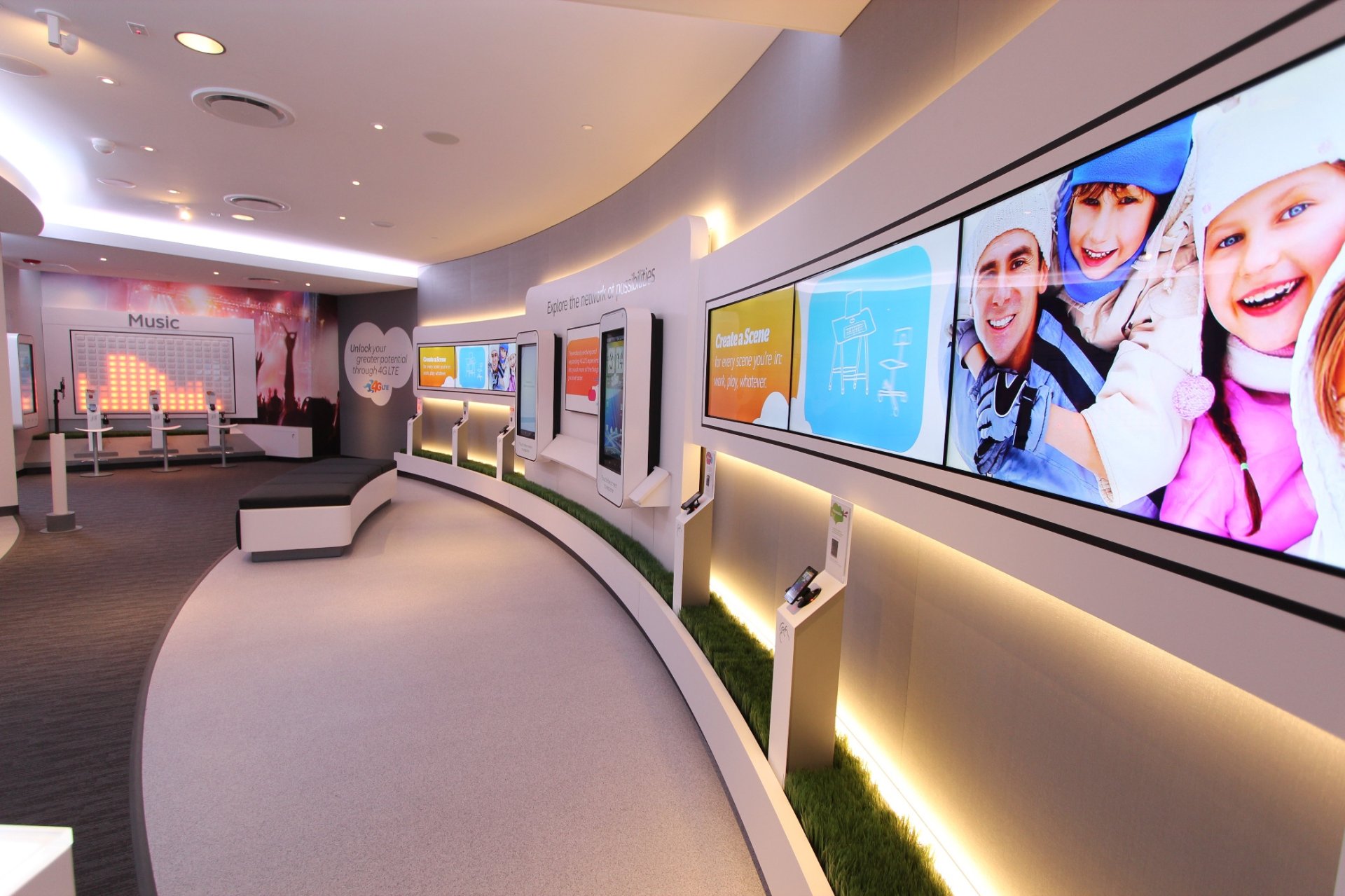 Digital Signage